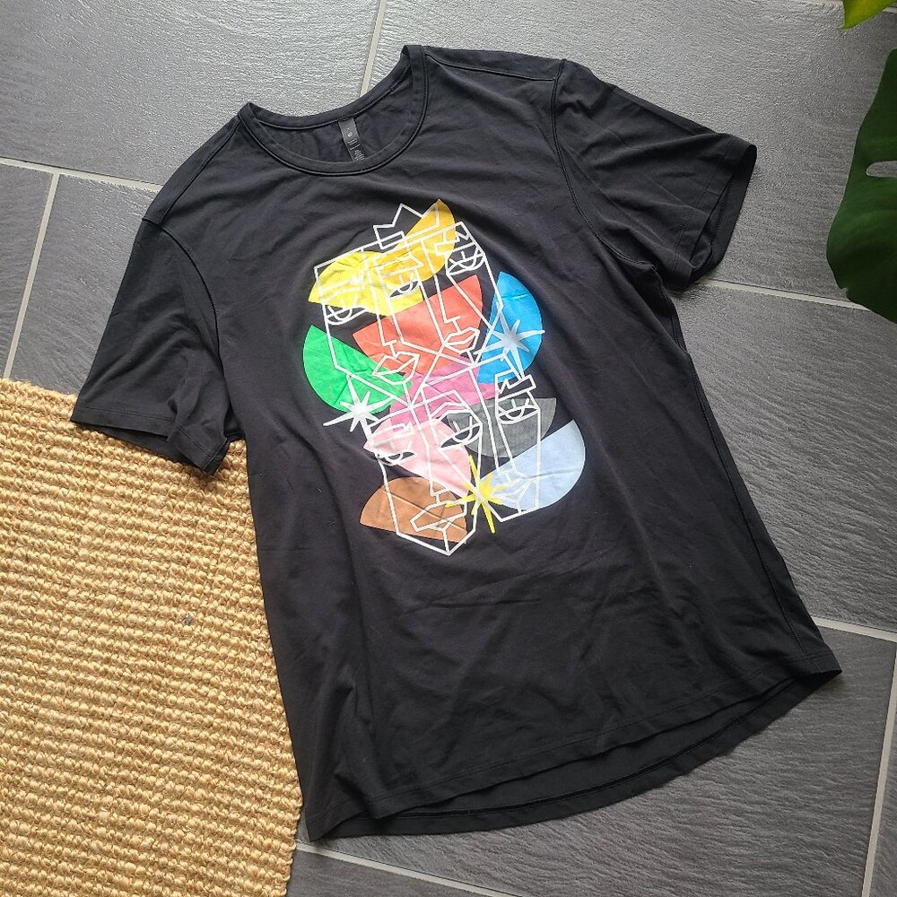 Lululemon 5 Year Basic Simnmalvaez’ Graphic Tee T… - image 5